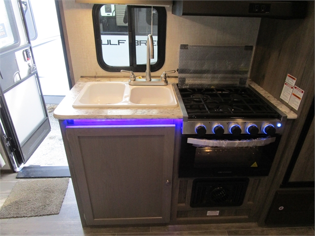 2022 Gulf Stream Gulf Breeze at Prosser's Premium RV Outlet