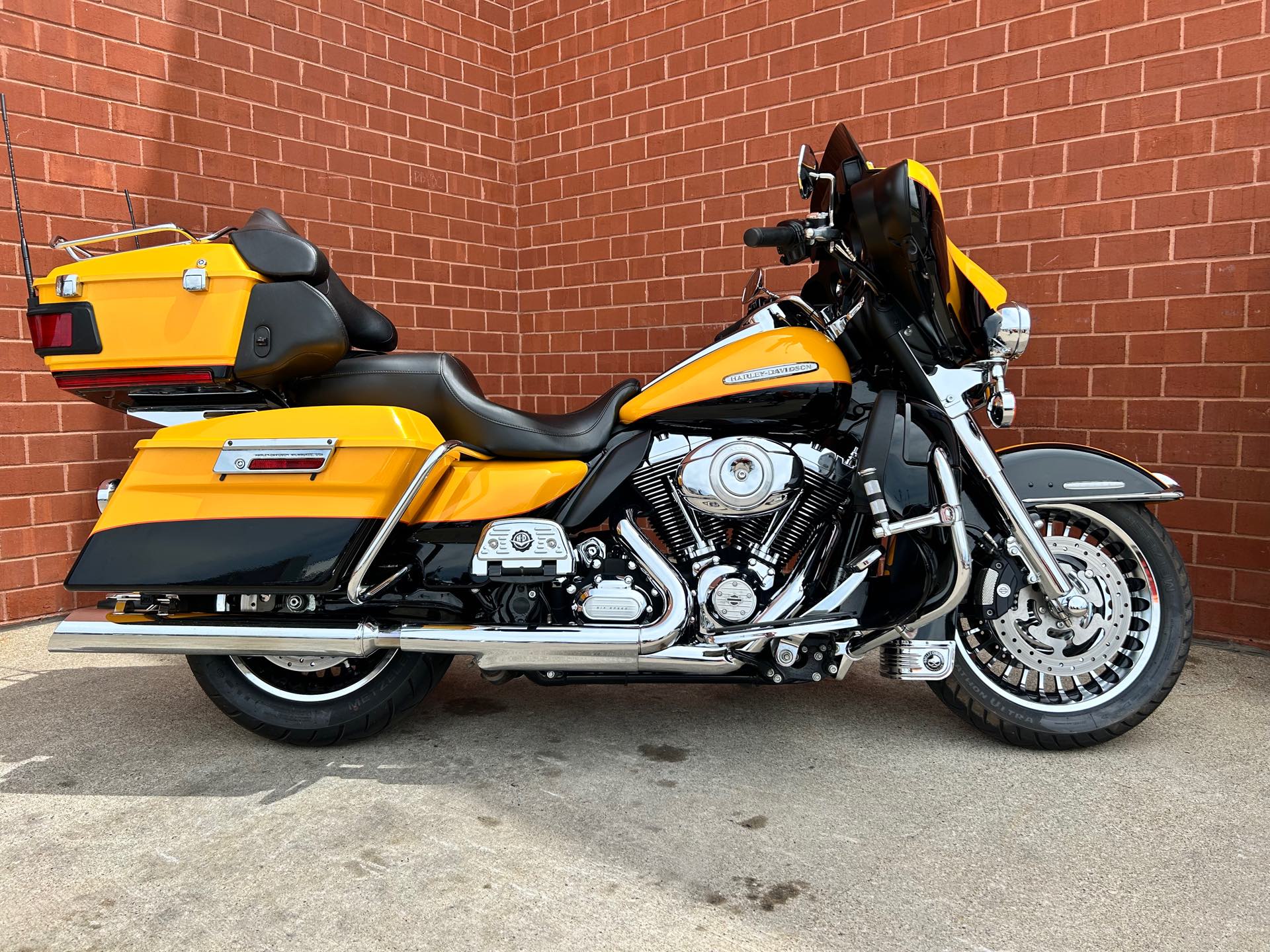 2013 Harley-Davidson Electra Glide Ultra Limited at Arsenal Harley-Davidson