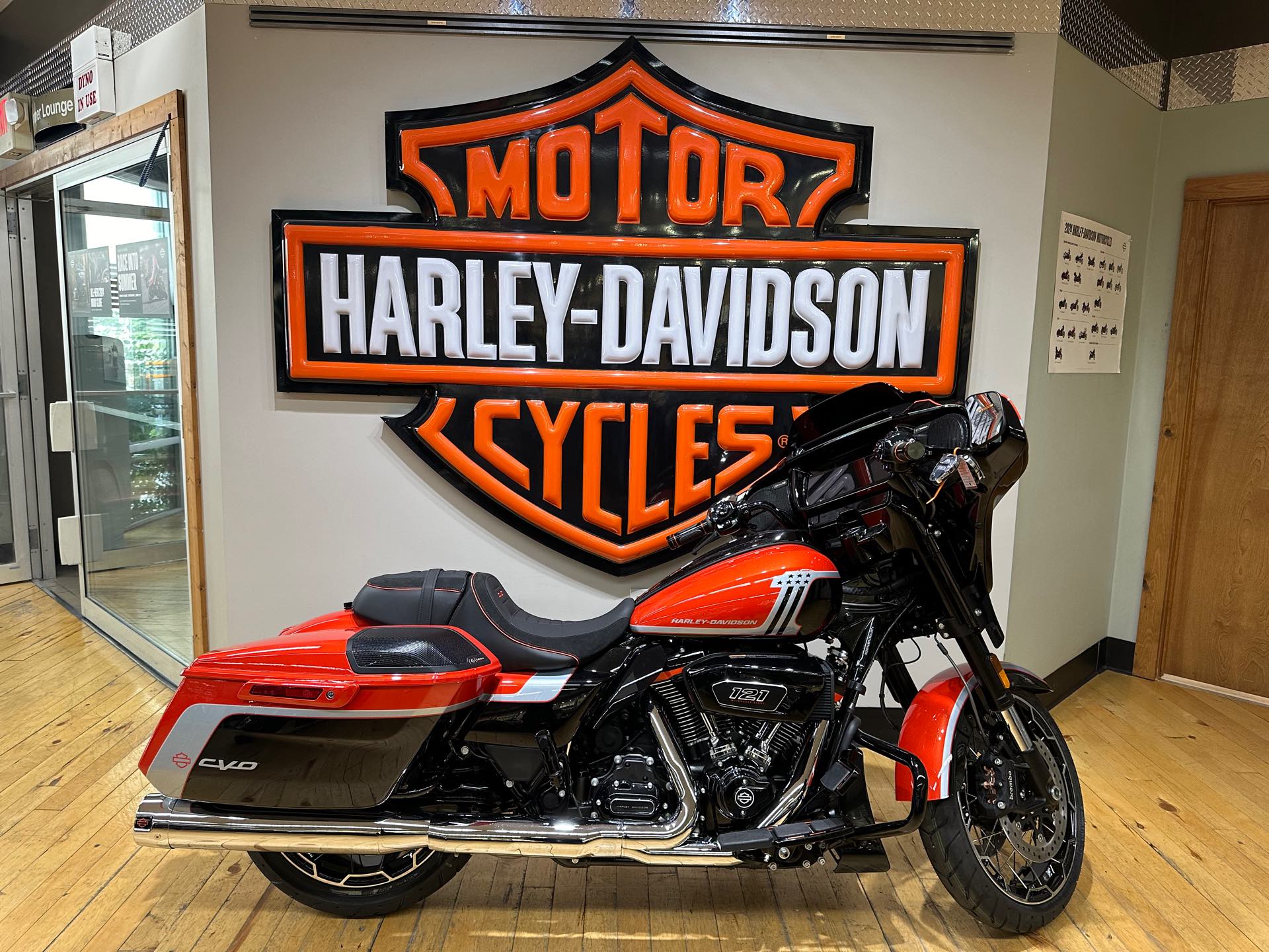 2024 Harley-Davidson Street Glide CVO Street Glide at Zips 45th Parallel Harley-Davidson