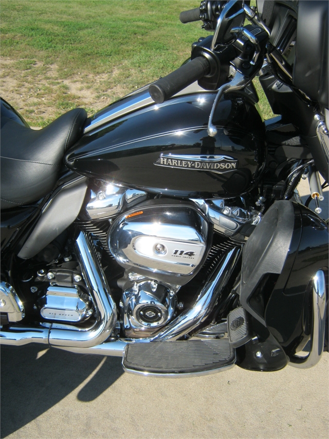 2020 Harley-Davidson Tri Glide at Brenny's Motorcycle Clinic, Bettendorf, IA 52722