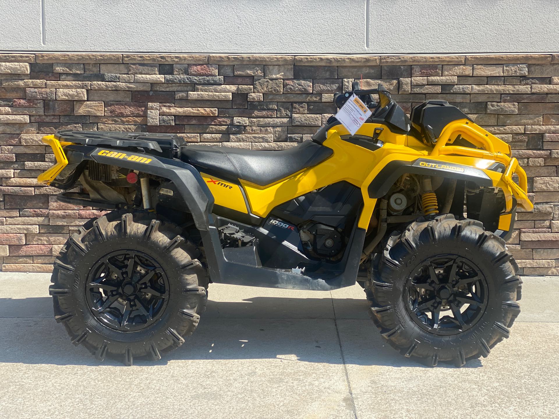 2021 Can-Am Outlander X mr 1000R at Head Indian Motorcycle