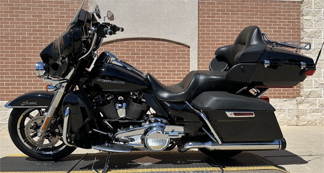 2019 Harley-Davidson Electra Glide Ultra Limited Low at Roughneck Harley-Davidson