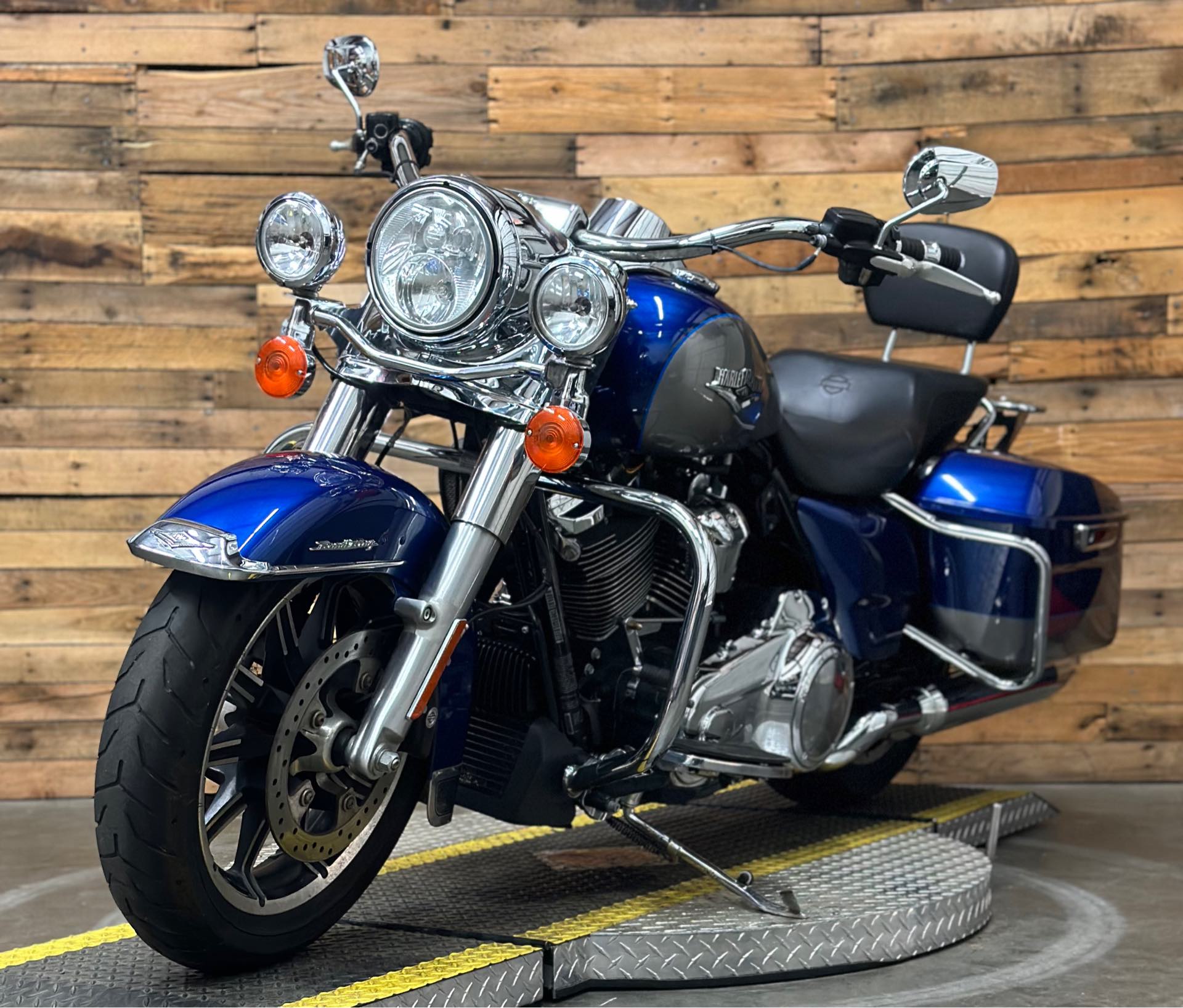 2017 Harley-Davidson Road King Base at Lumberjack Harley-Davidson