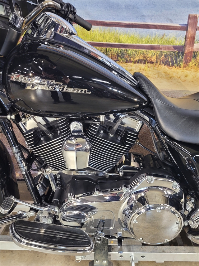 2009 Harley-Davidson Street Glide Base at Hot Rod Harley-Davidson