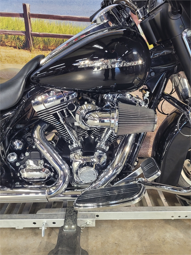 2009 Harley-Davidson Street Glide Base at Hot Rod Harley-Davidson