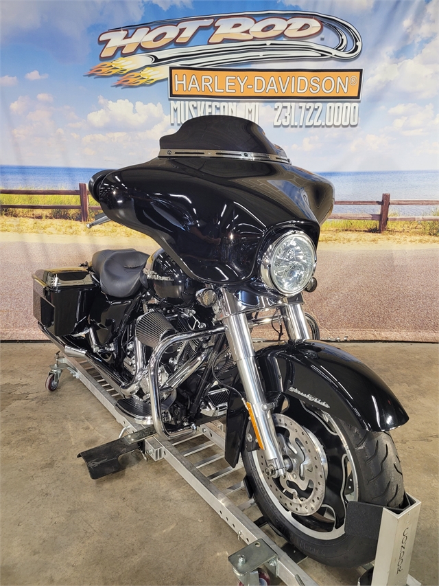 2009 Harley-Davidson Street Glide Base at Hot Rod Harley-Davidson