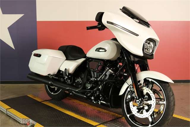 2024 Harley-Davidson Street Glide Base at Texas Harley