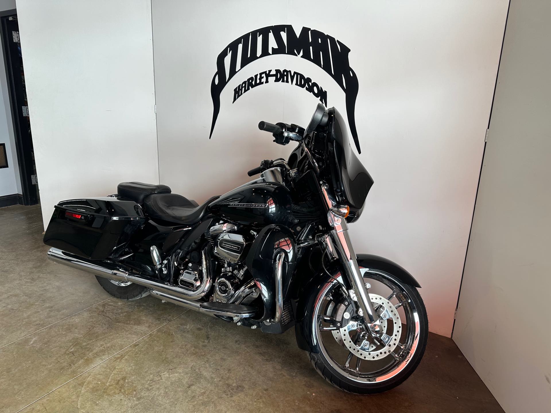 2019 Harley-Davidson Street Glide Base at Stutsman Harley-Davidson