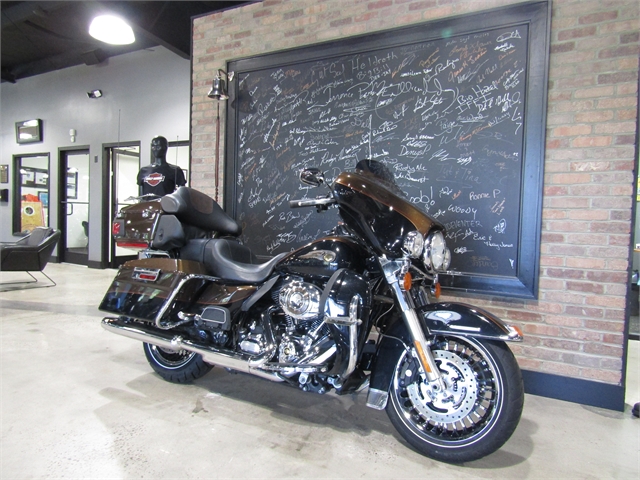2013 Harley-Davidson Electra Glide Ultra Limited 110th Anniversary Edition at Cox's Double Eagle Harley-Davidson