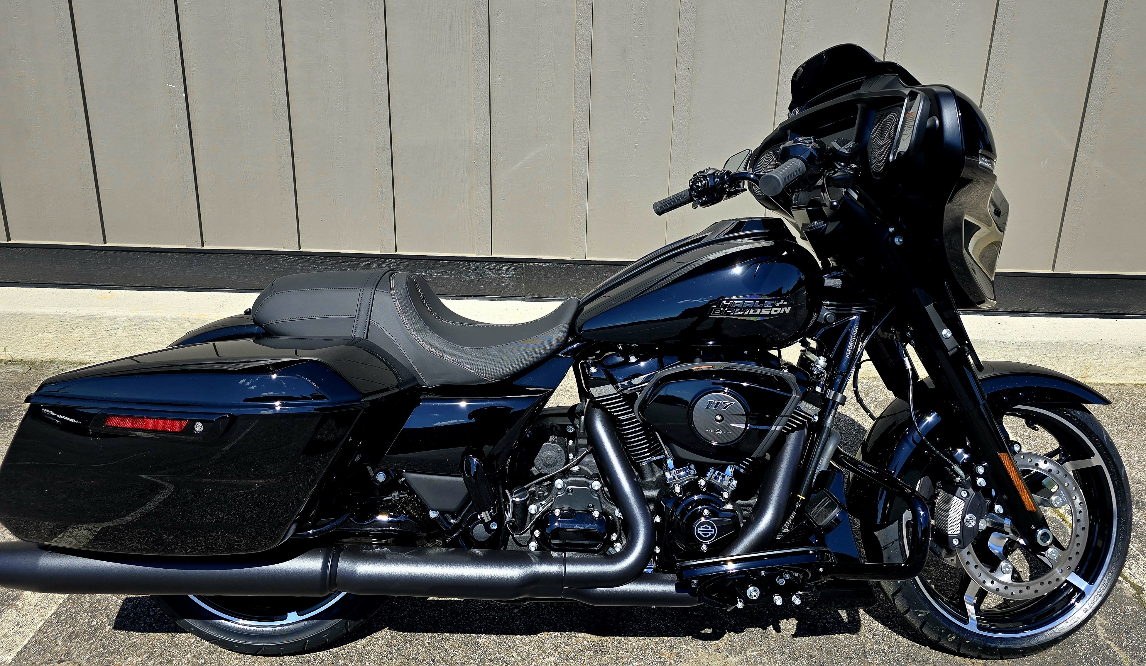 2024 Harley-Davidson Street Glide Base at Appleton Harley-Davidson