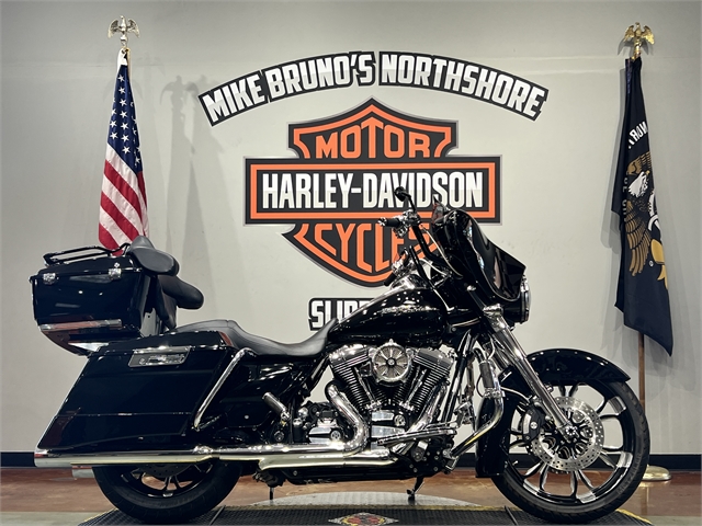 2009 Harley-Davidson Street Glide Base at Mike Bruno's Northshore Harley-Davidson