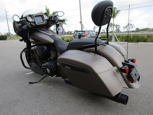 2019 Indian Chieftain Dark Horse at Fort Lauderdale