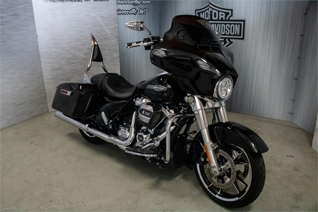 2022 Harley-Davidson Street Glide Base at Suburban Motors Harley-Davidson