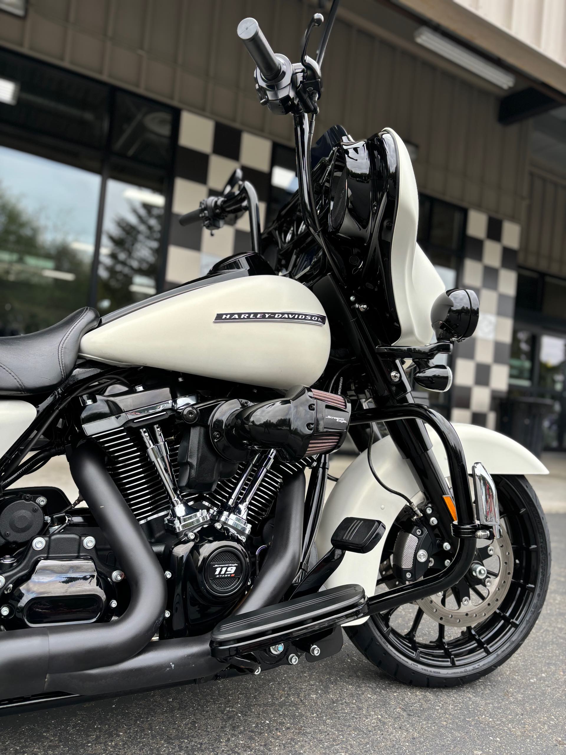 2018 Harley-Davidson Street Glide Special at Destination Harley-Davidson®, Silverdale, WA 98383