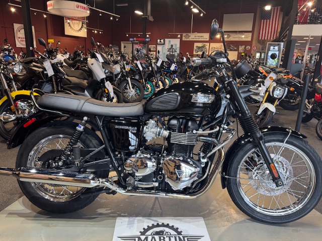 2012 Triumph Bonneville T100 at Martin Moto