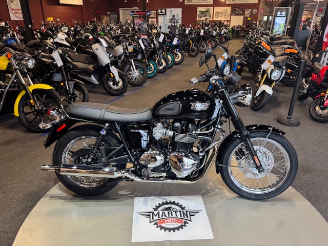 2012 Triumph Bonneville T100 at Martin Moto