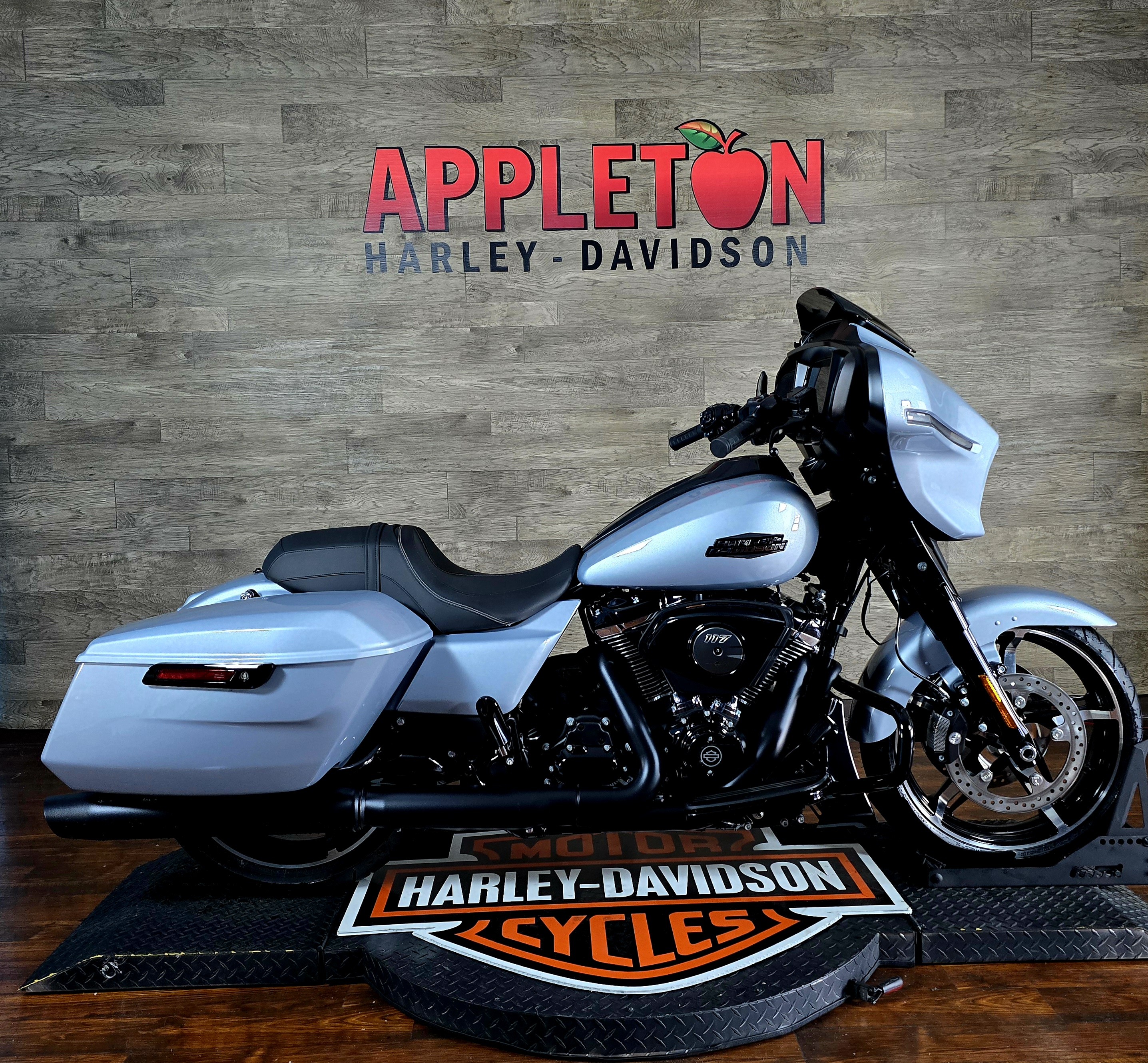 2024 Harley-Davidson Street Glide Base at Appleton Harley-Davidson