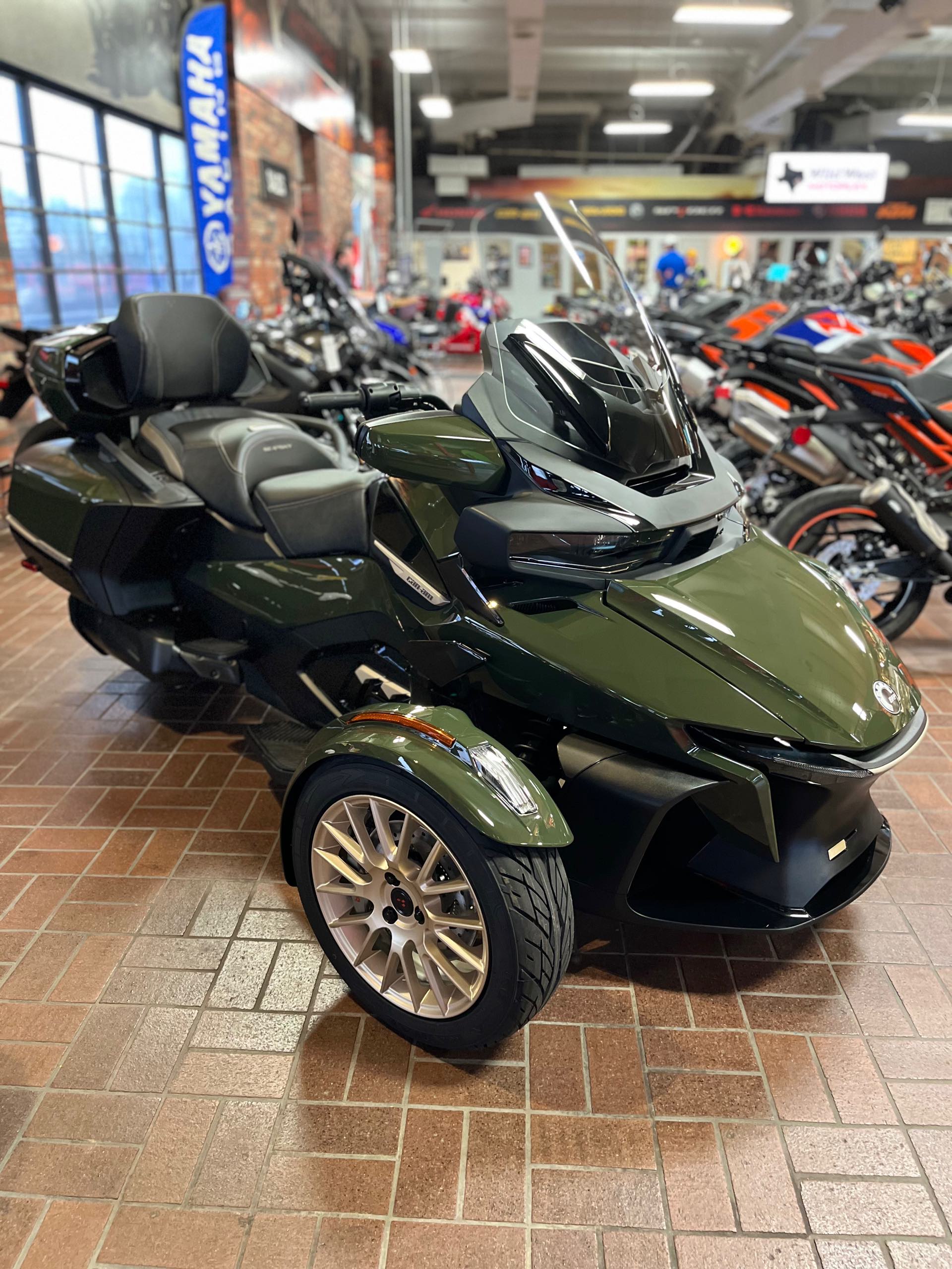 2023 Can-Am Spyder RT Sea-To-Sky at Wild West Motoplex