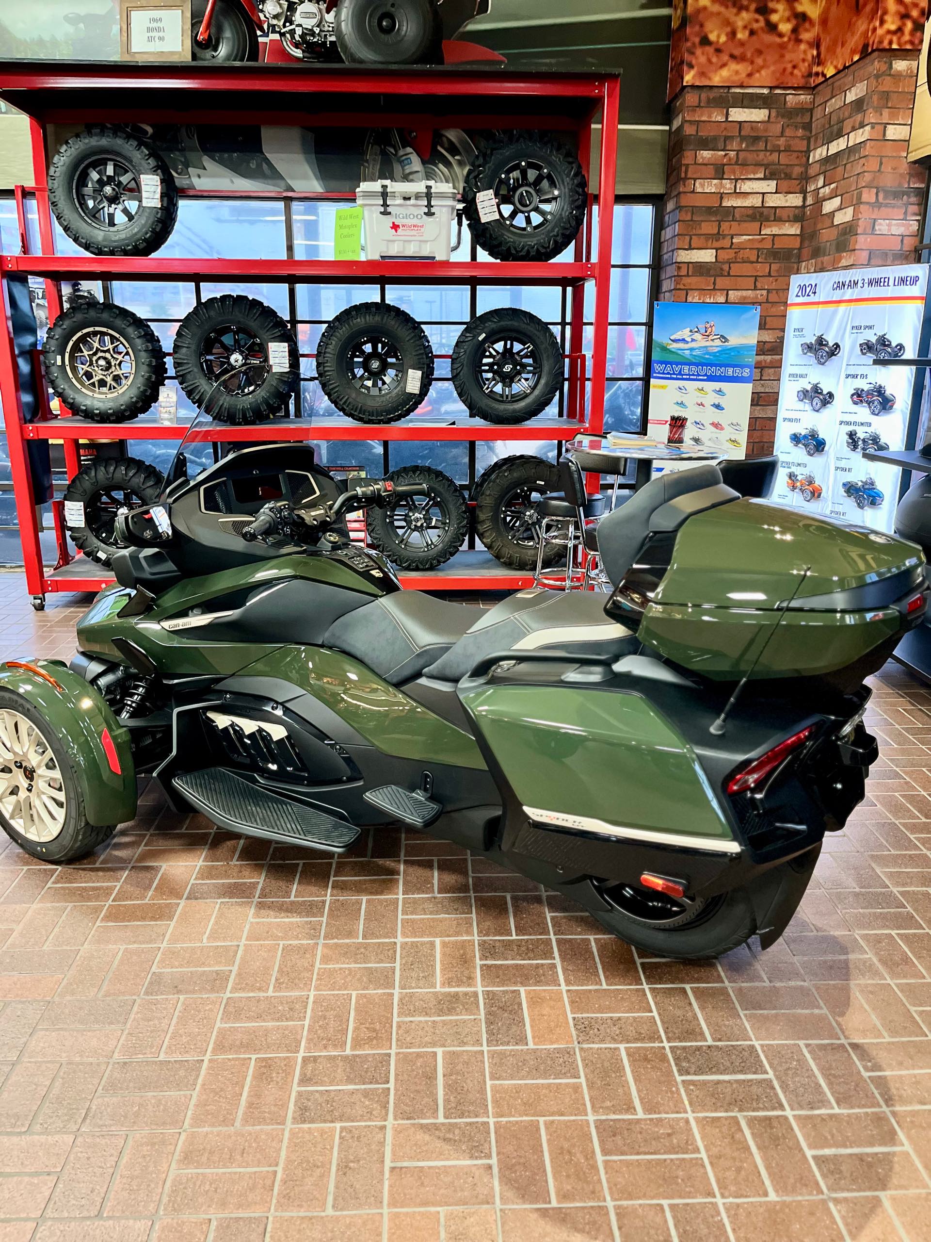 2023 Can-Am Spyder RT Sea-To-Sky at Wild West Motoplex