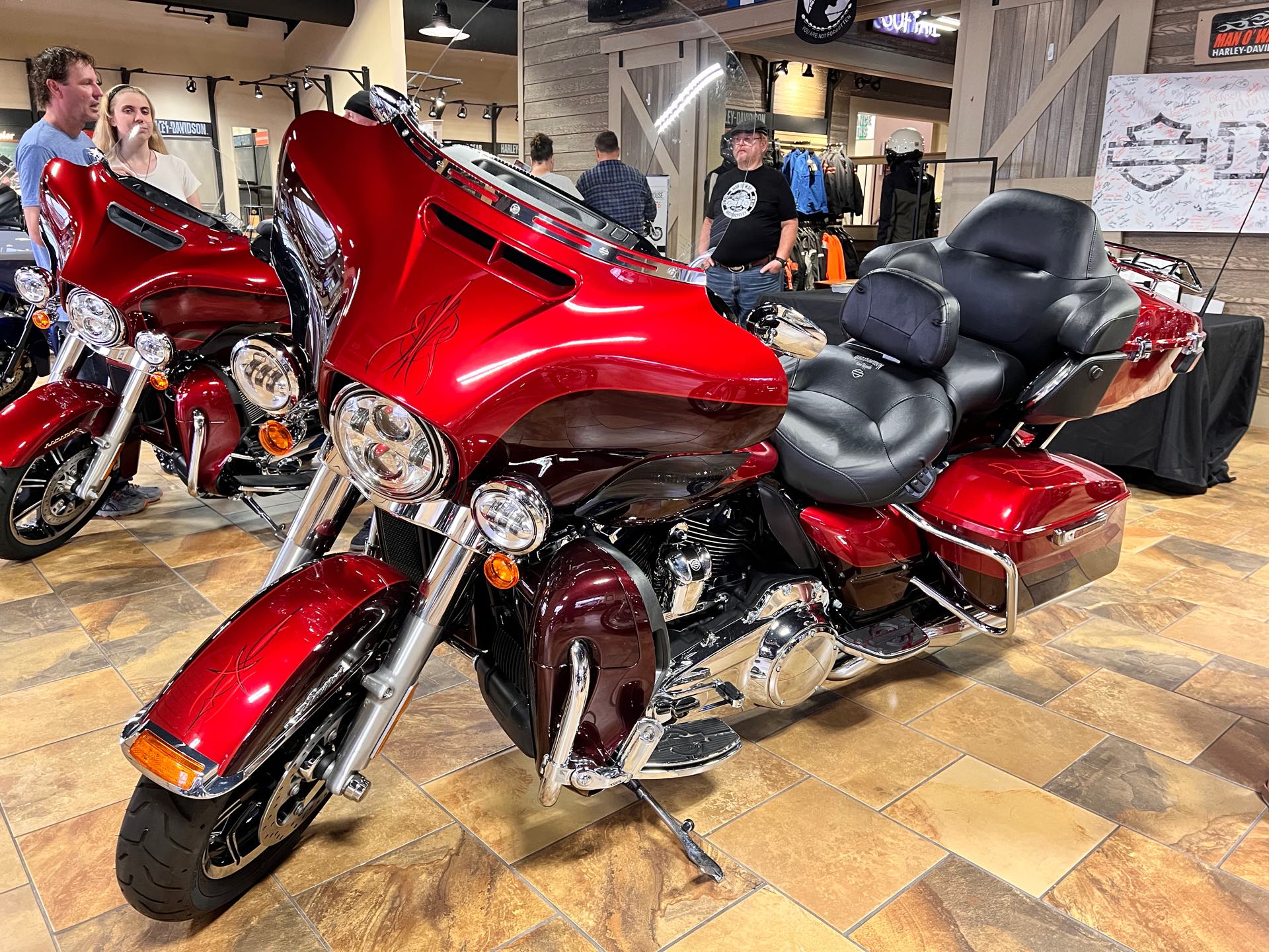 2018 Harley-Davidson Electra Glide Ultra Limited at Man O'War Harley-Davidson®