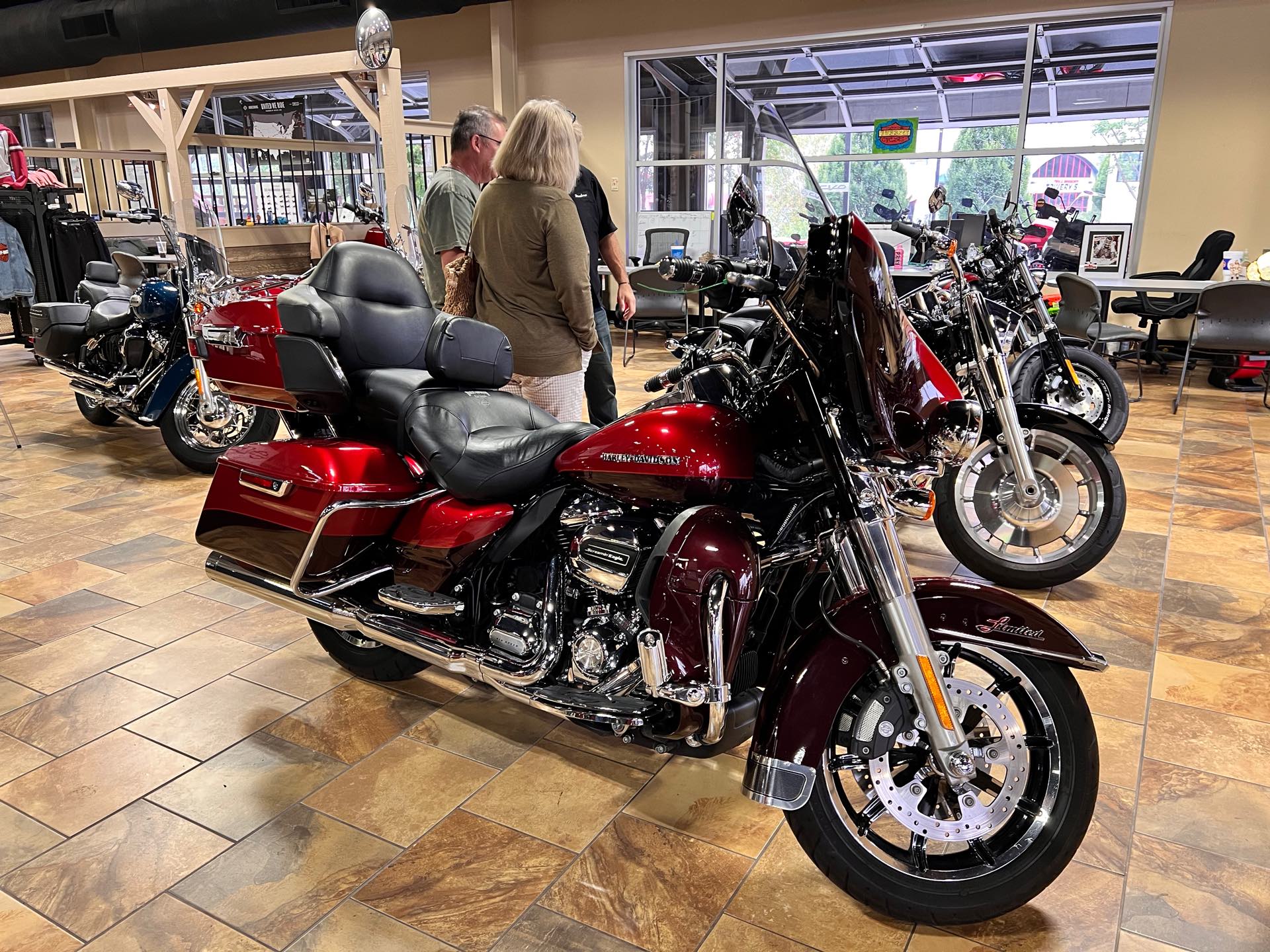 2018 Harley-Davidson Electra Glide Ultra Limited at Man O'War Harley-Davidson®