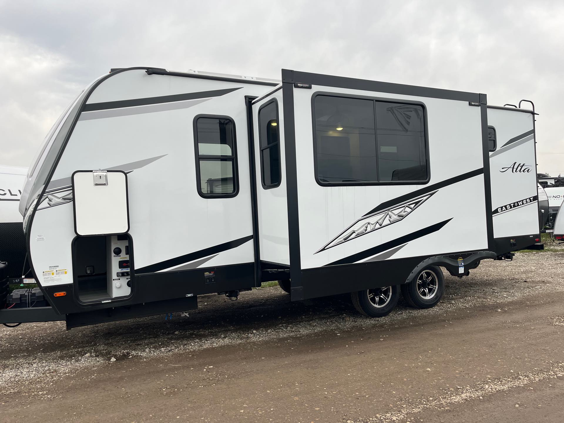 2024 East To West Alta 2210 MBH at Prosser's Premium RV Outlet