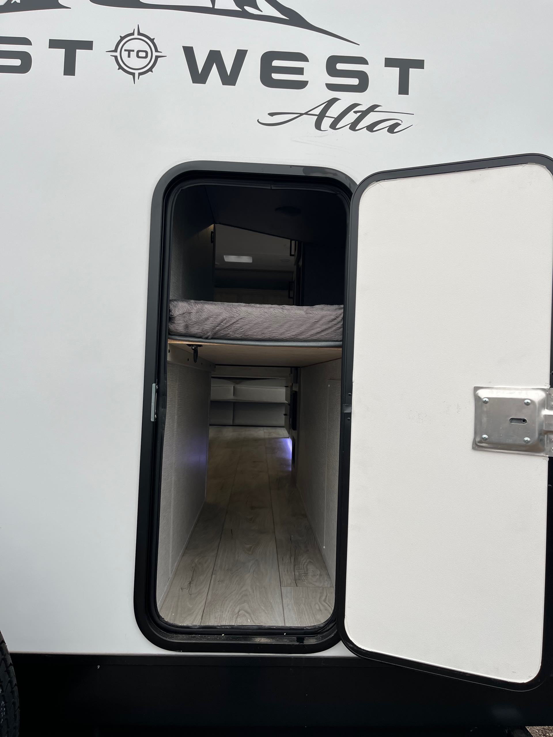 2024 East To West Alta 2210 MBH at Prosser's Premium RV Outlet