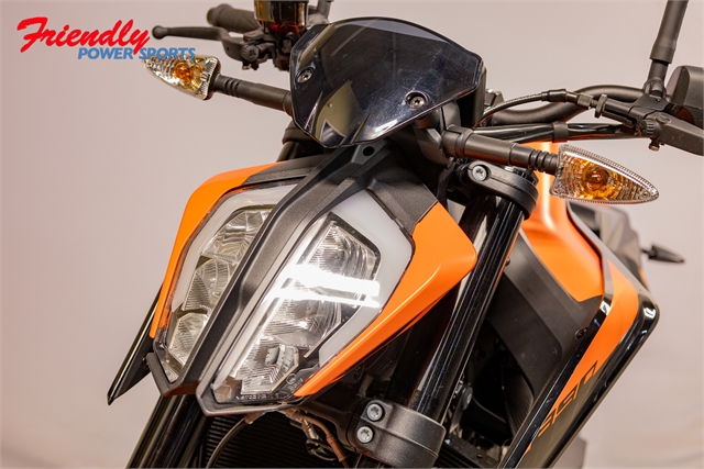 2022 KTM Duke 890 at Friendly Powersports Baton Rouge