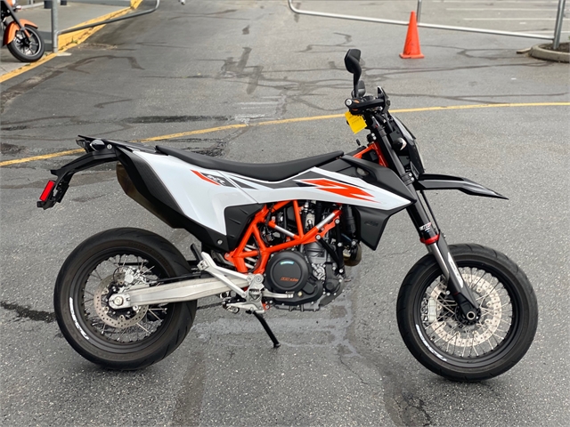 2019 KTM SMC 690 R at Lynnwood Motoplex, Lynnwood, WA 98037