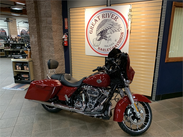 2021 Harley-Davidson Grand American Touring Street Glide Special at Great River Harley-Davidson