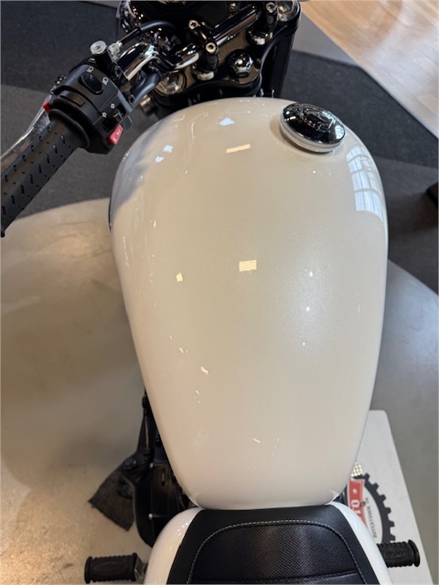 2014 Triumph Bonneville Base at Martin Moto