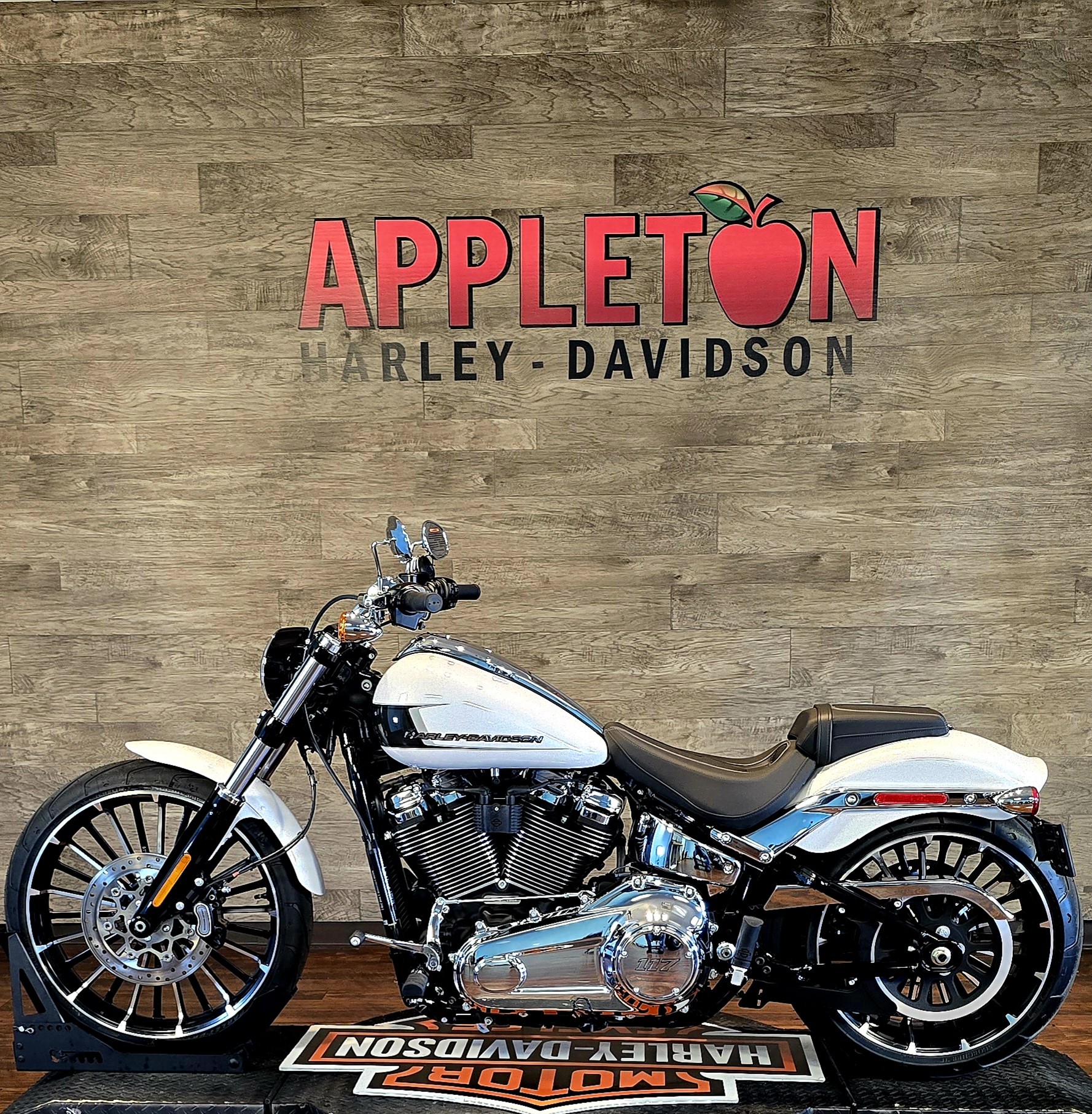 2024 Harley-Davidson Softail Breakout at Appleton Harley-Davidson