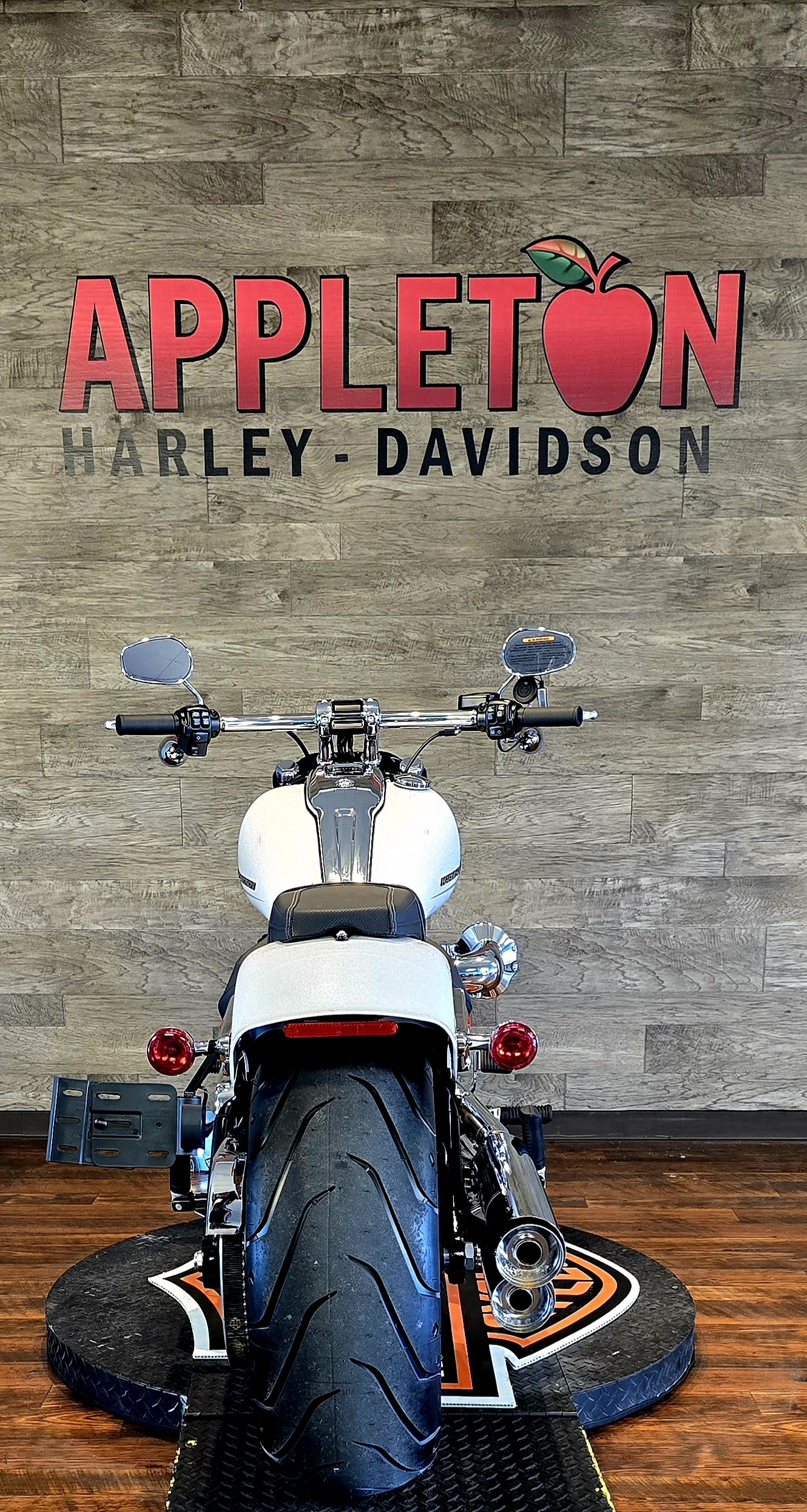 2024 Harley-Davidson Softail Breakout at Appleton Harley-Davidson