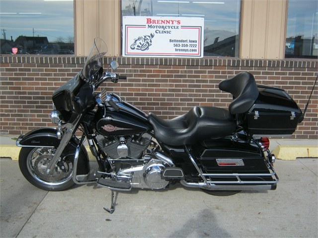 2011 Harley-Davidson Classic FLHTC at Brenny's Motorcycle Clinic, Bettendorf, IA 52722