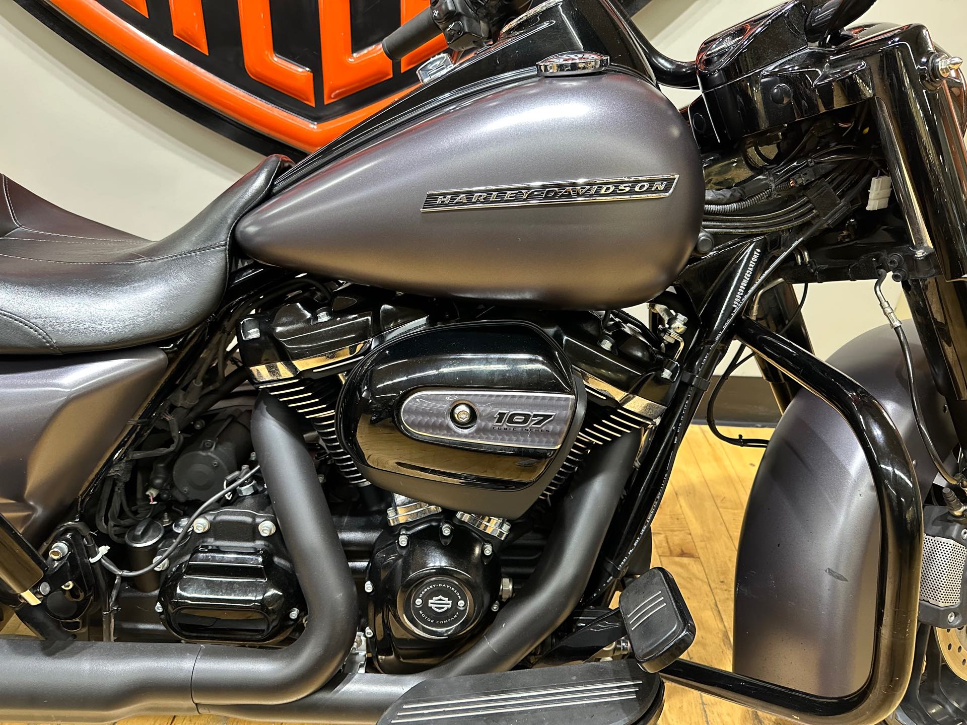 2017 Harley-Davidson Road King Special at Zips 45th Parallel Harley-Davidson