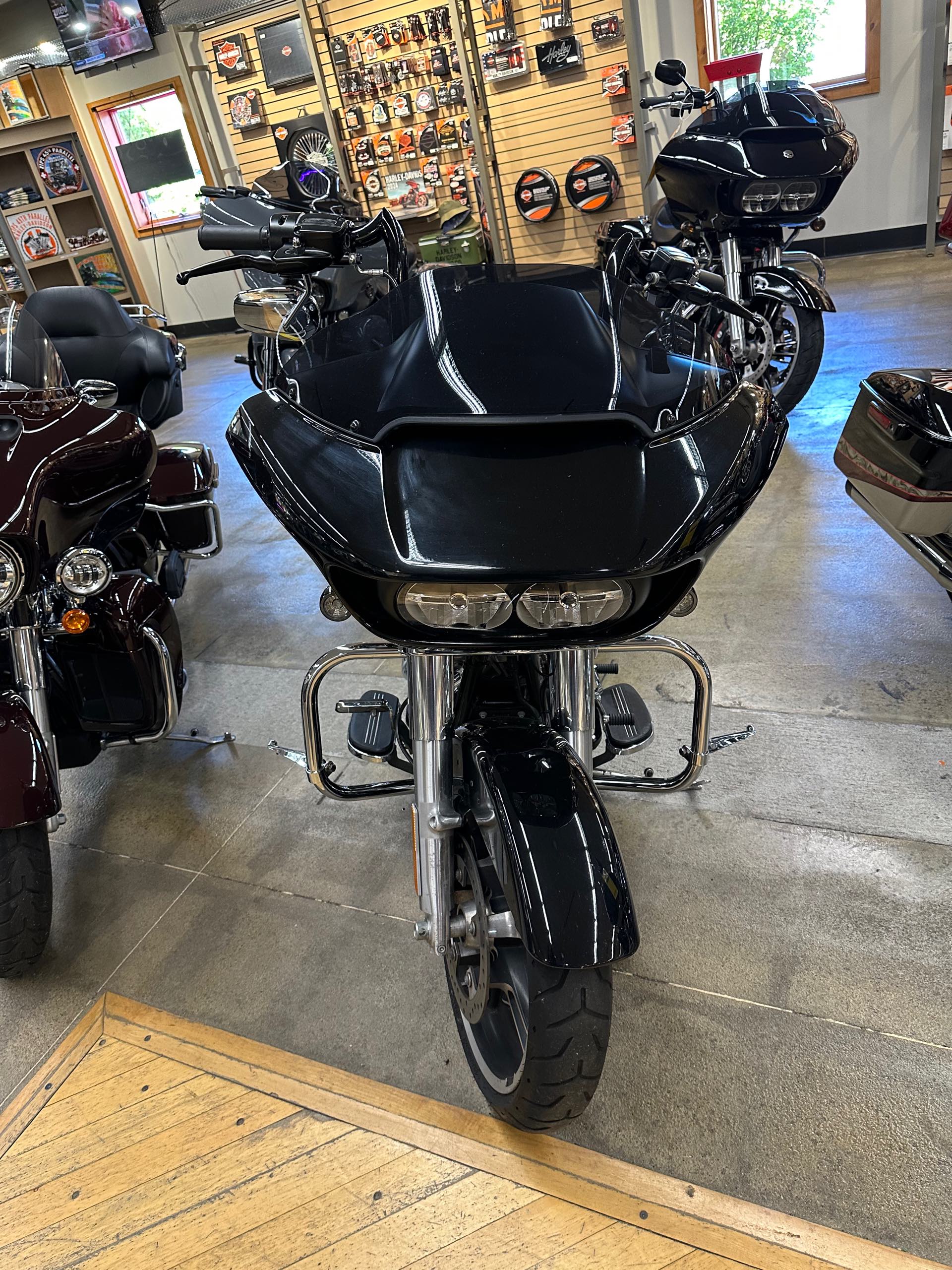 2019 Harley-Davidson Road Glide Base at Zips 45th Parallel Harley-Davidson