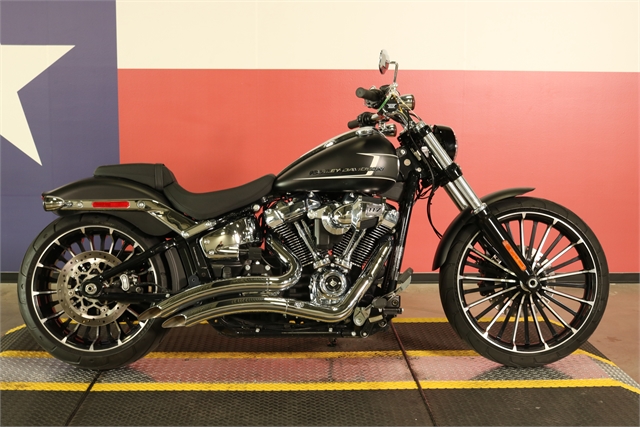 2023 Harley-Davidson Softail Breakout at Texas Harley