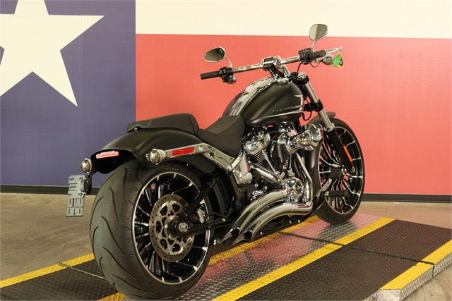 2023 Harley-Davidson Softail Breakout at Texas Harley