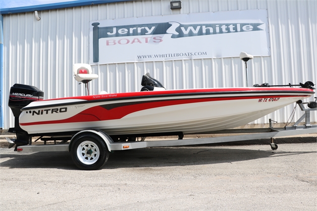 2003 Nitro 911 DC at Jerry Whittle Boats