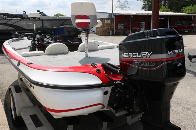 2003 Nitro 911 DC at Jerry Whittle Boats