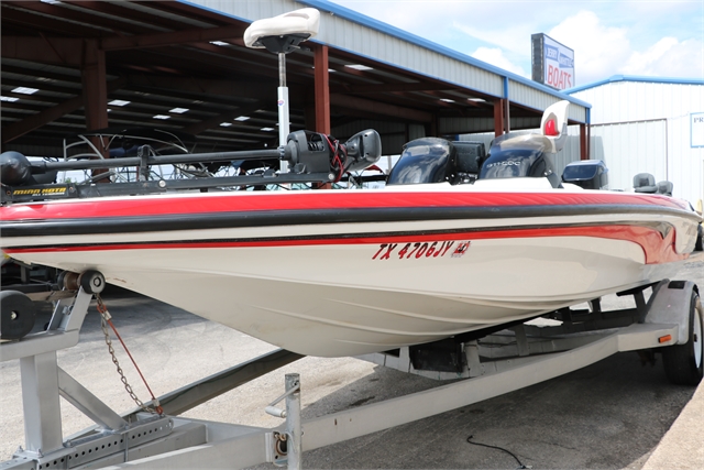 2003 Nitro 911 DC at Jerry Whittle Boats