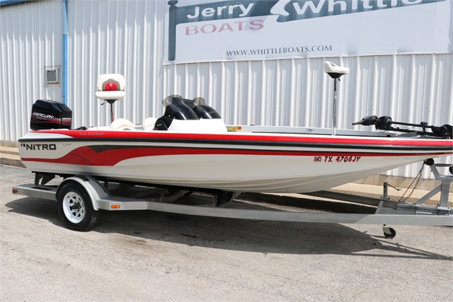 2003 Nitro 911 DC at Jerry Whittle Boats