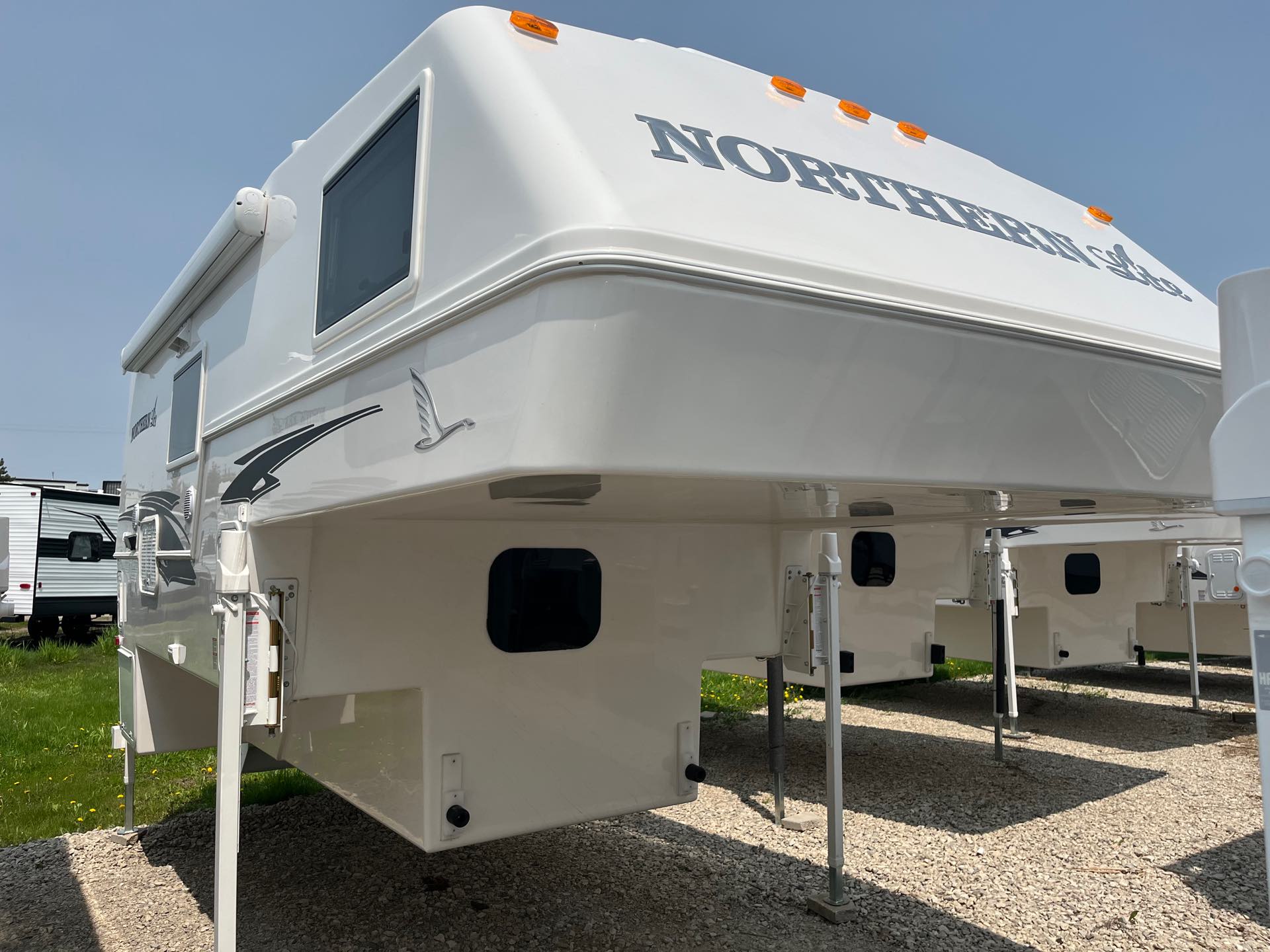 2023 Northern Lite Special Edition 10-2EXSEDB Face-to-Face Dinette at Prosser's Premium RV Outlet
