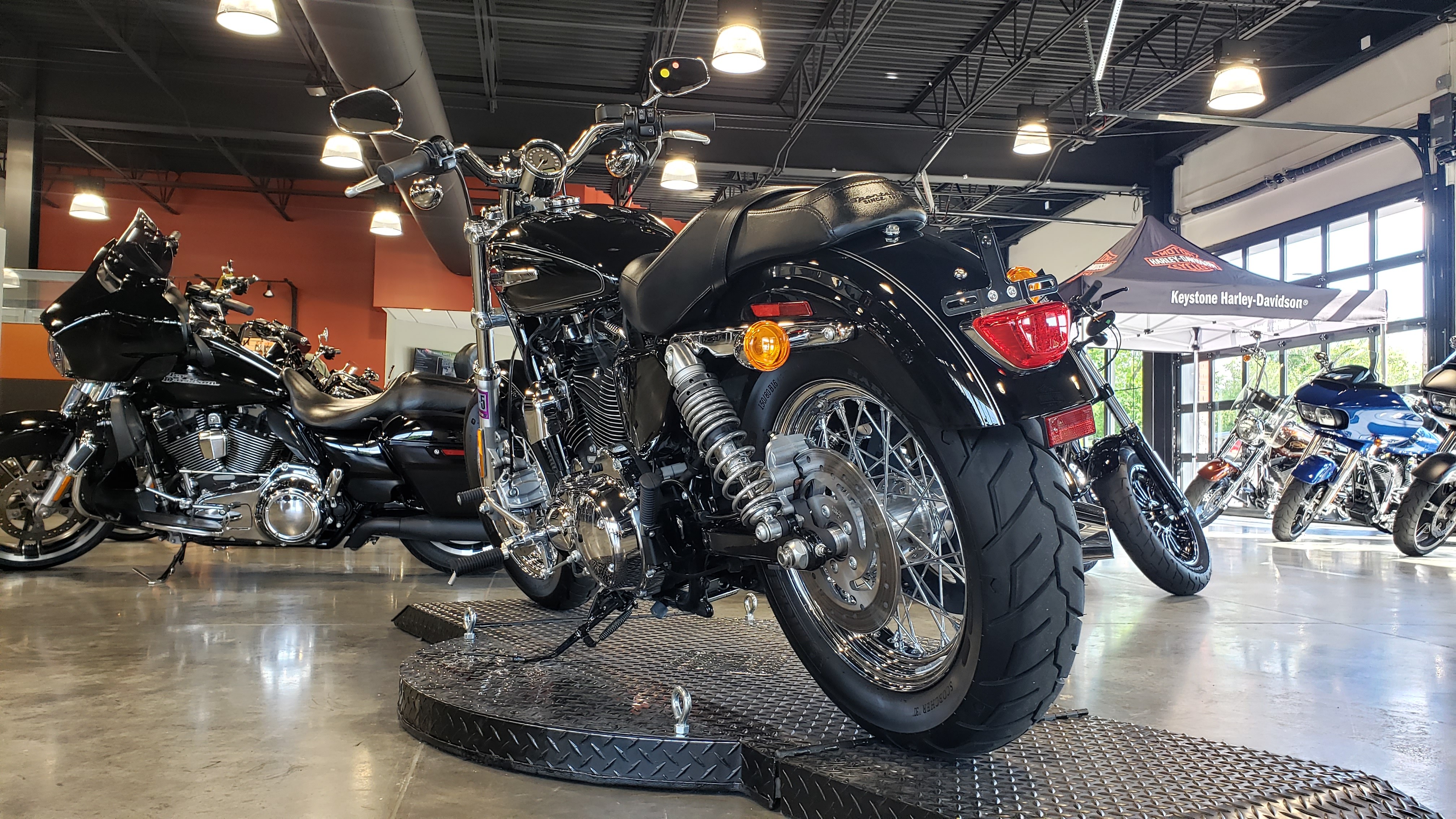 2017 Harley-Davidson Sportster 1200 Custom at Keystone Harley-Davidson
