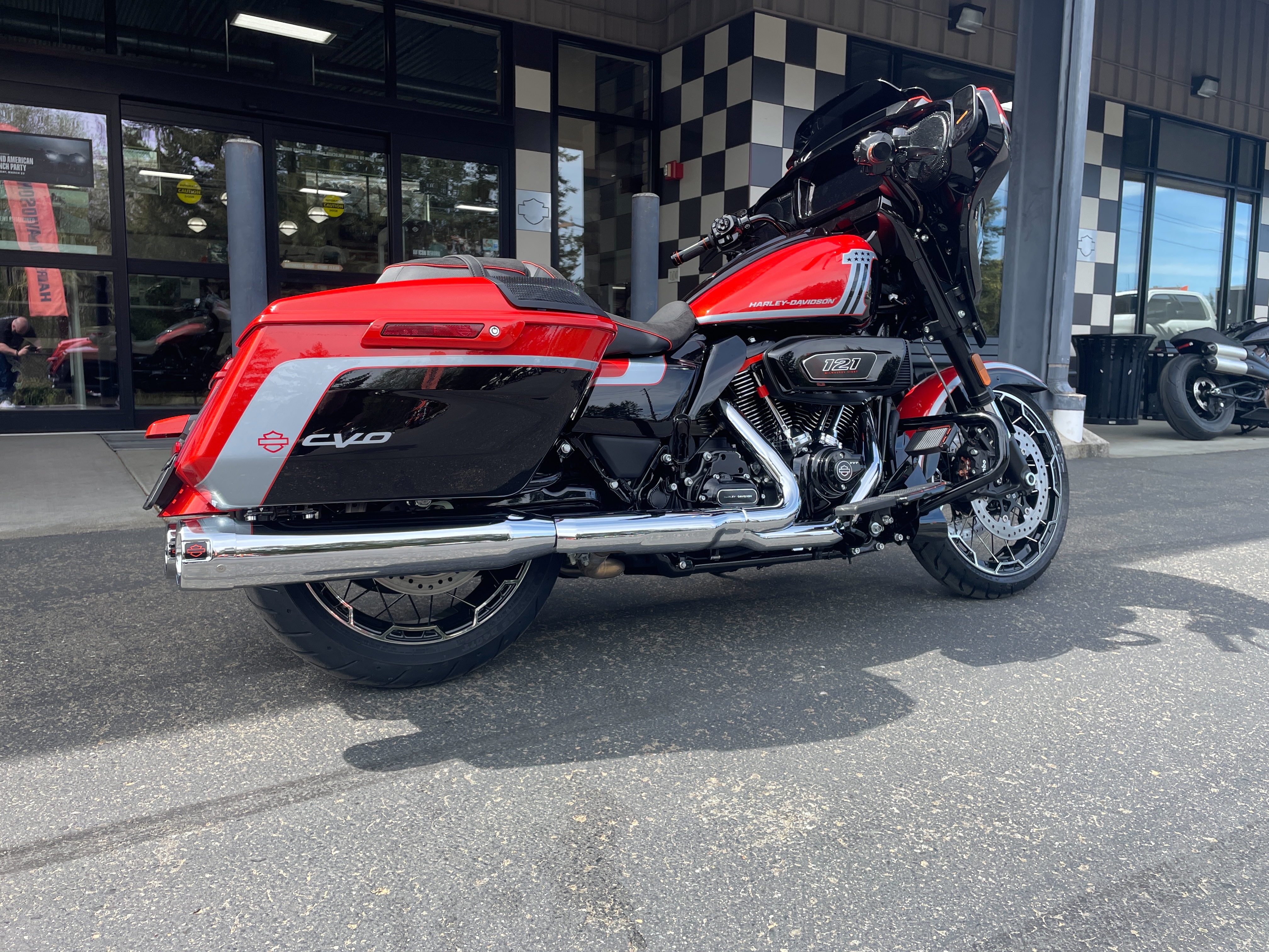 2024 Harley-Davidson Street Glide CVO Street Glide at Destination Harley-Davidson®, Silverdale, WA 98383