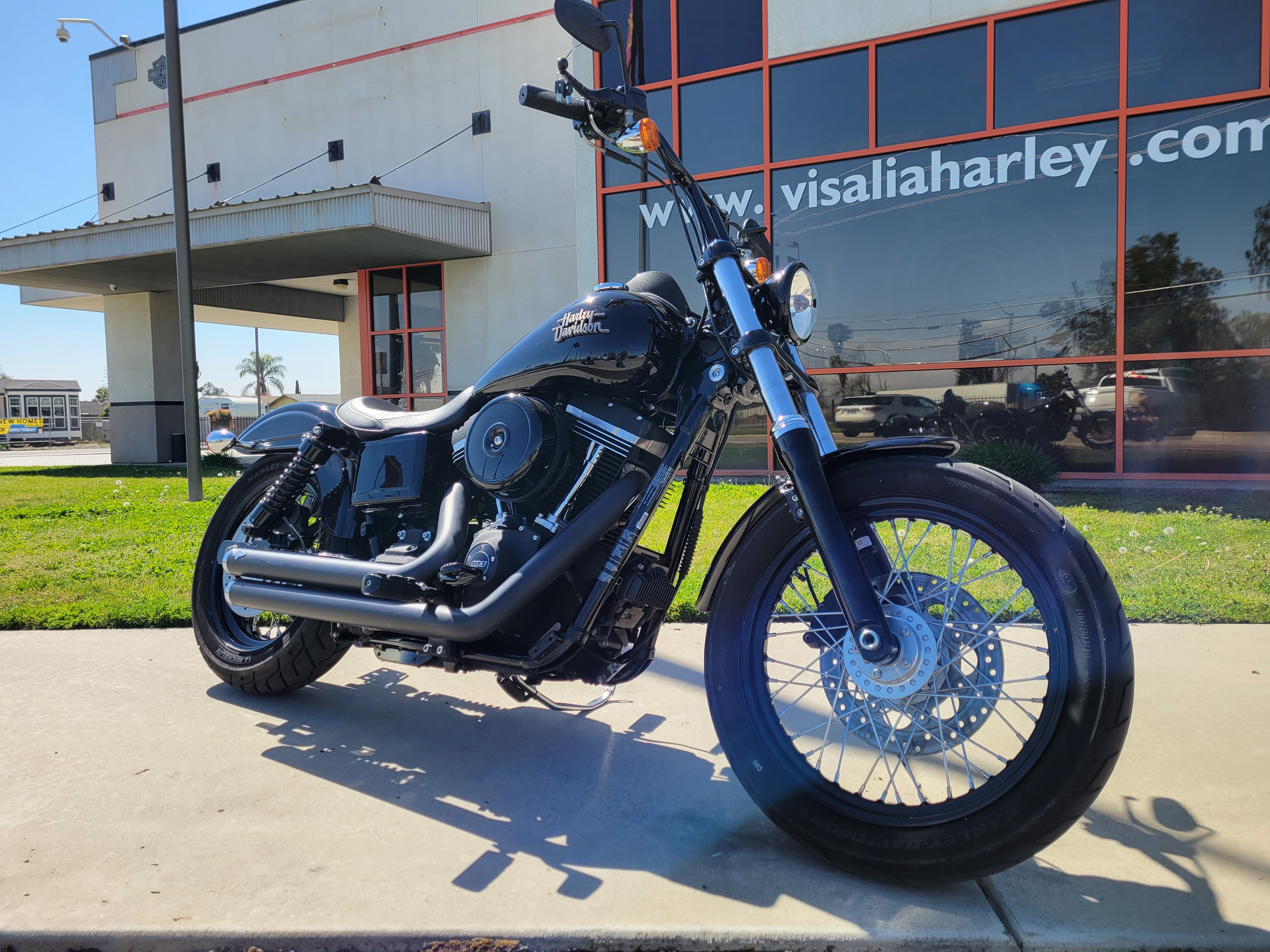 2015 Harley-Davidson Dyna Street Bob at Visalia Harley-Davidson