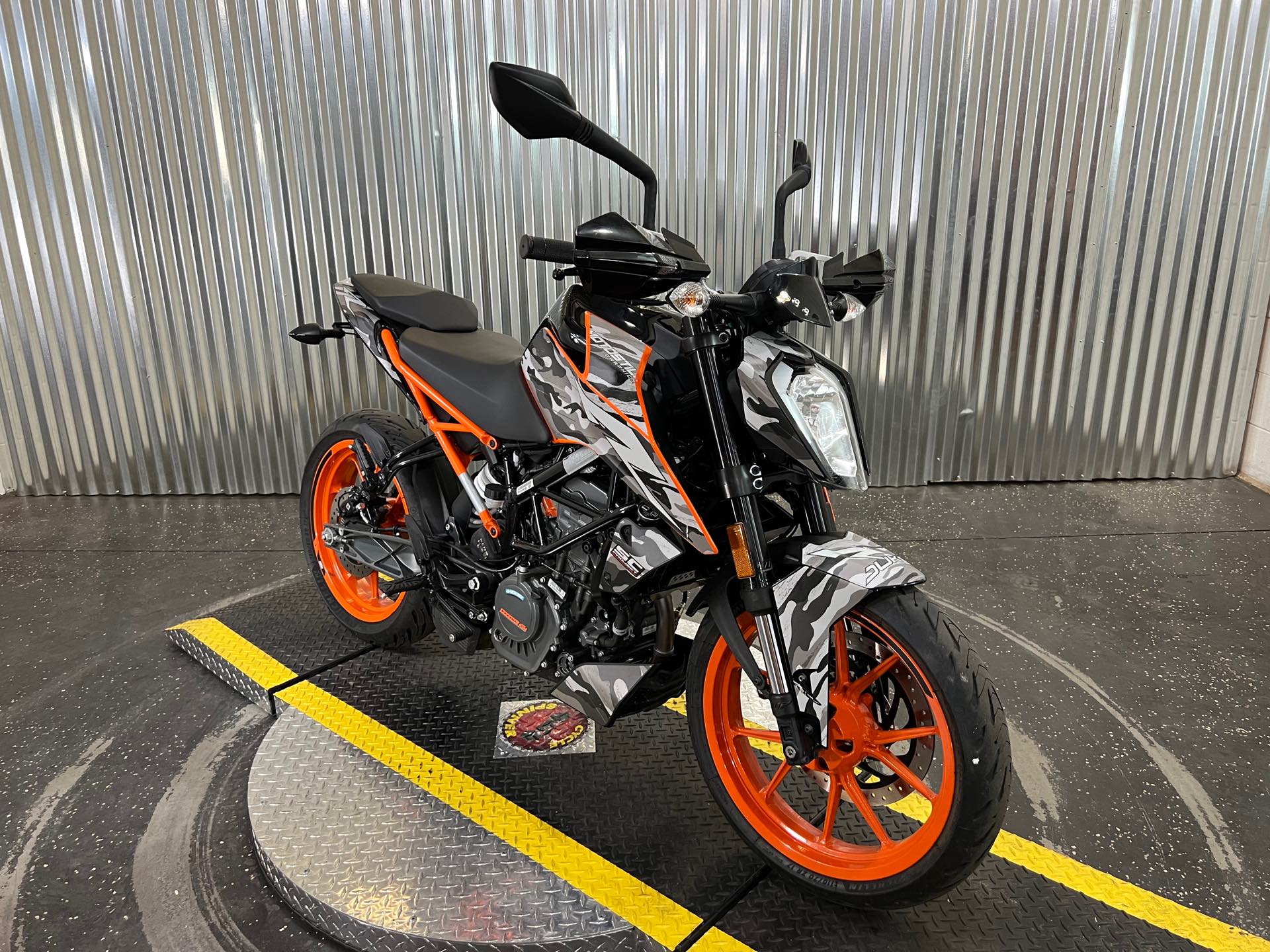 2022 KTM 200 Duke 200 at Teddy Morse's BMW Motorcycles of Grand Junction