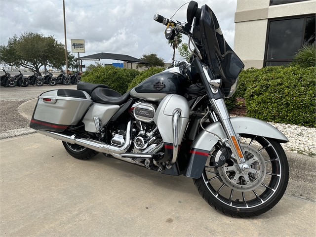 2019 Harley-Davidson Street Glide CVO Street Glide at Corpus Christi Harley-Davidson