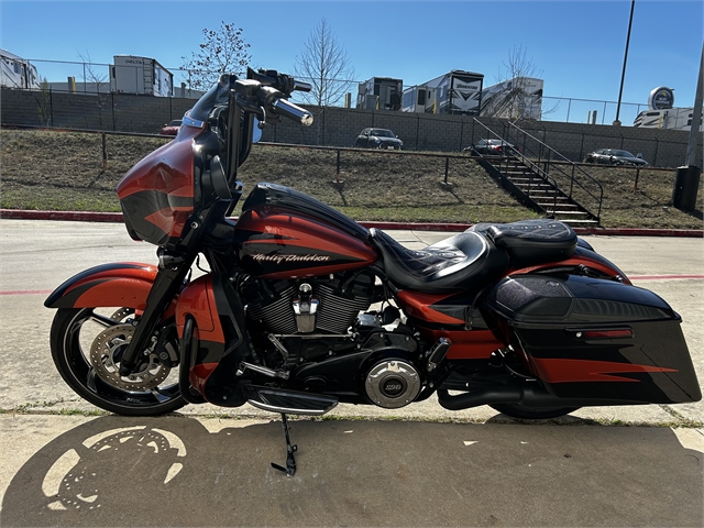 2017 Harley-Davidson Street Glide CVO Street Glide at Javelina Harley-Davidson