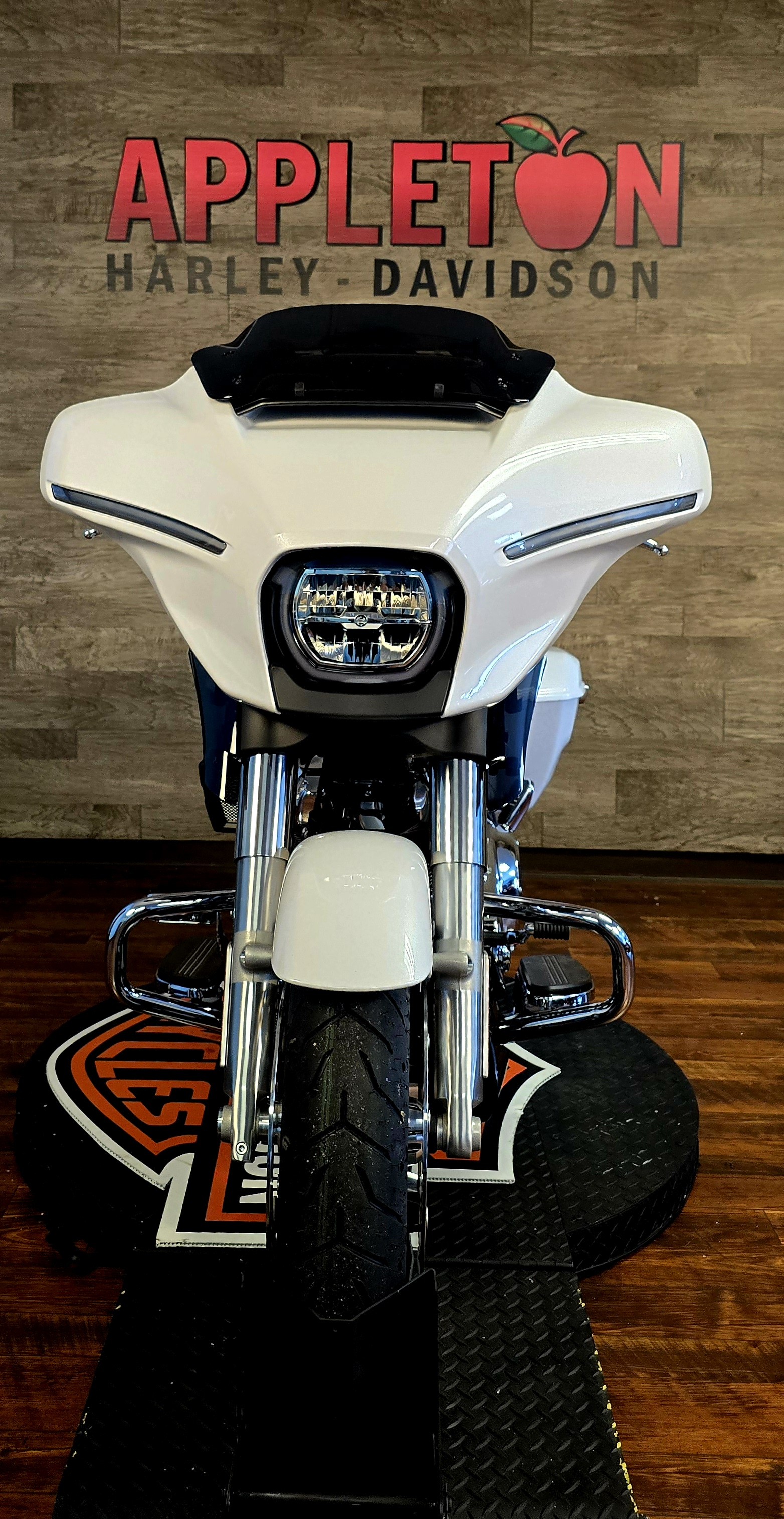 2024 Harley-Davidson Street Glide Base at Appleton Harley-Davidson